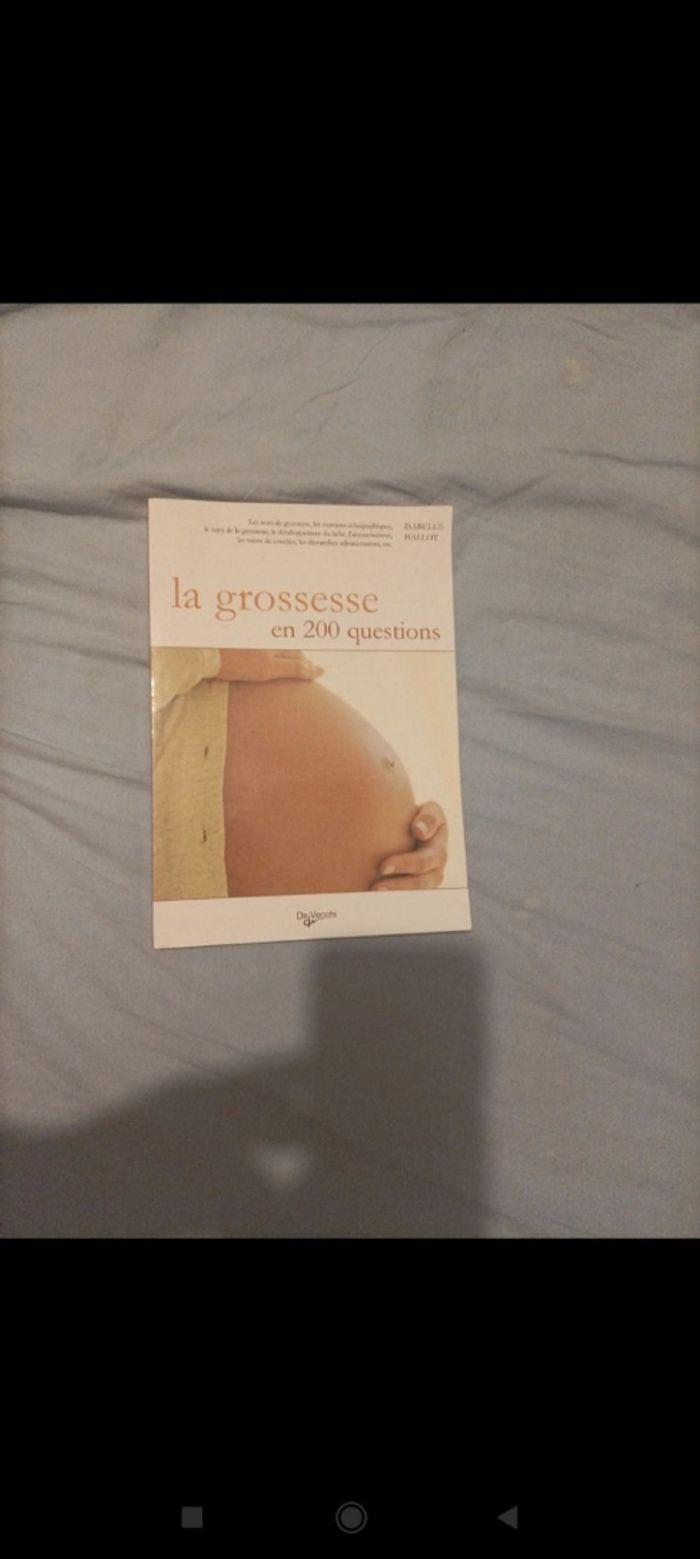 Livre grossesse - photo numéro 1