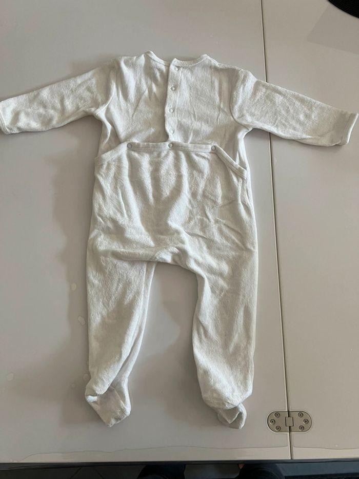 Lot de 4 pyjama kiabi ( 3 en 18 mois le gris en 12 mois) - photo numéro 7