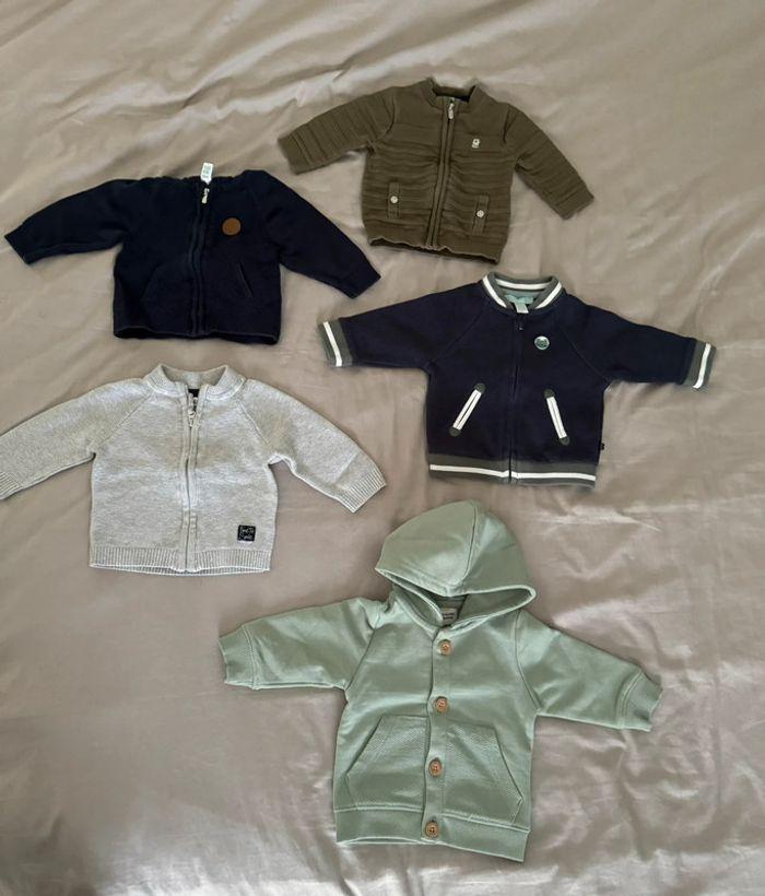 Super lot de gilet/veste bébé garçons 3mois okaidi - photo numéro 1