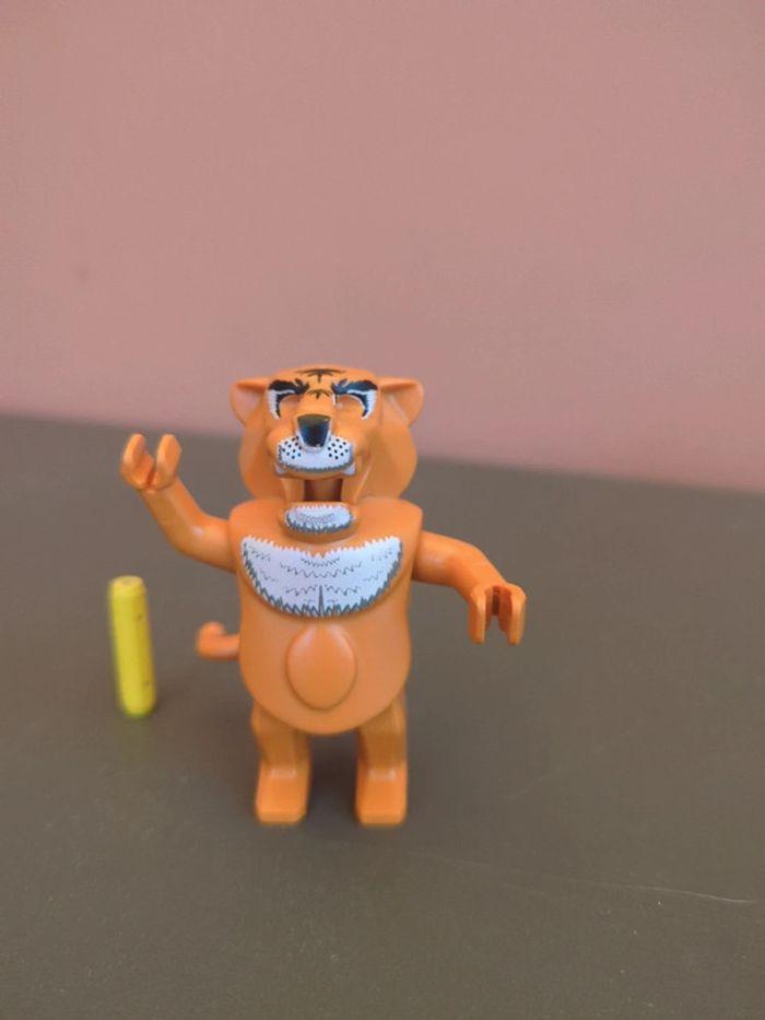 figurine Lego 7411 tigre - photo numéro 1