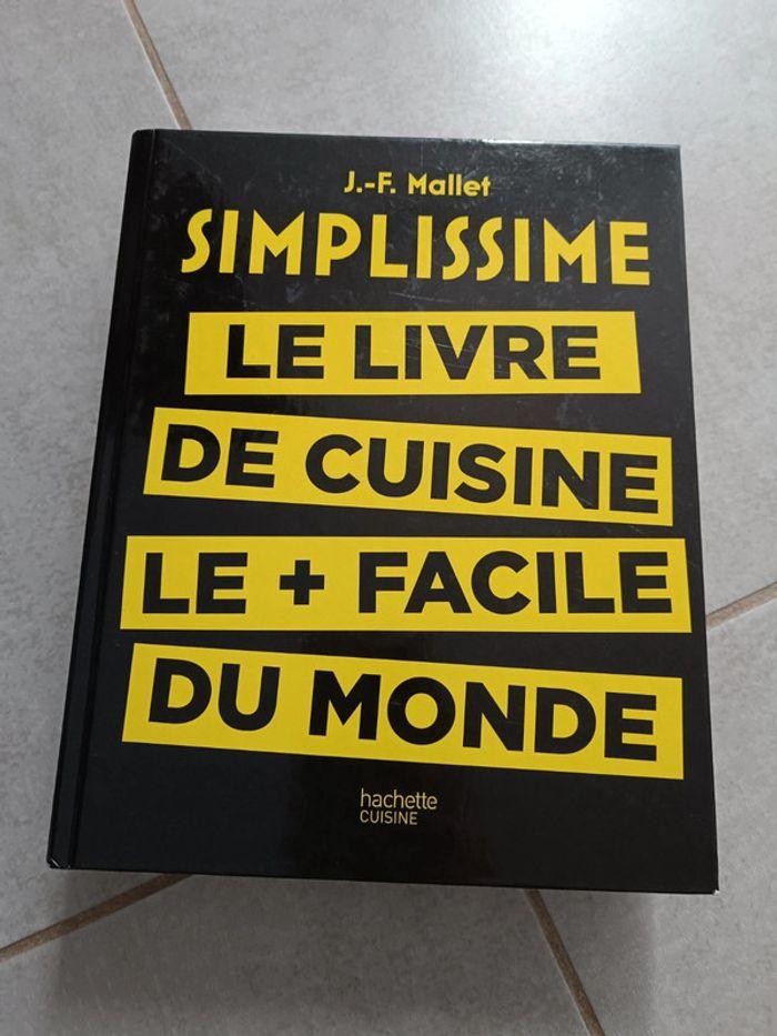 Livre simplissime le plus facile du monde - photo numéro 1