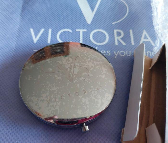 Très joli miroir de poche Victoria Bijoux neuf - photo numéro 2