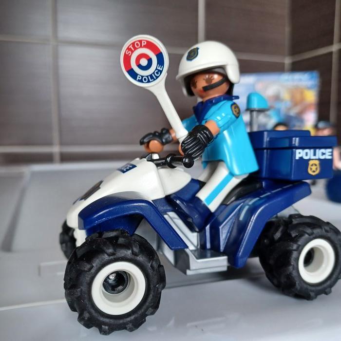 Lot playmobil 71092 policier et quad +autres policiers et moto - photo numéro 2