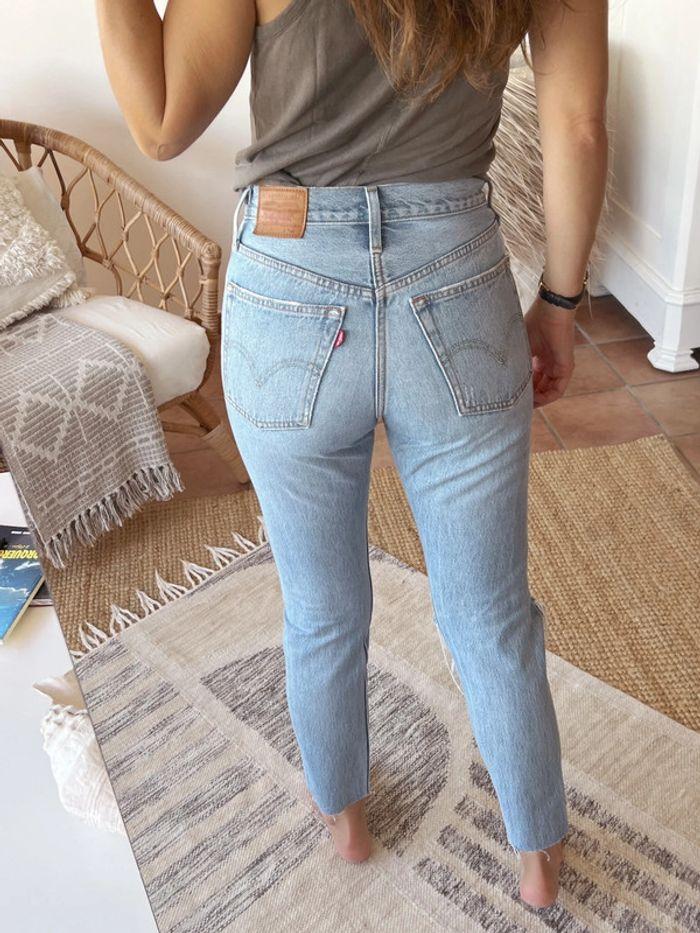 Jean Levi’s 501 slim t.24 - photo numéro 5