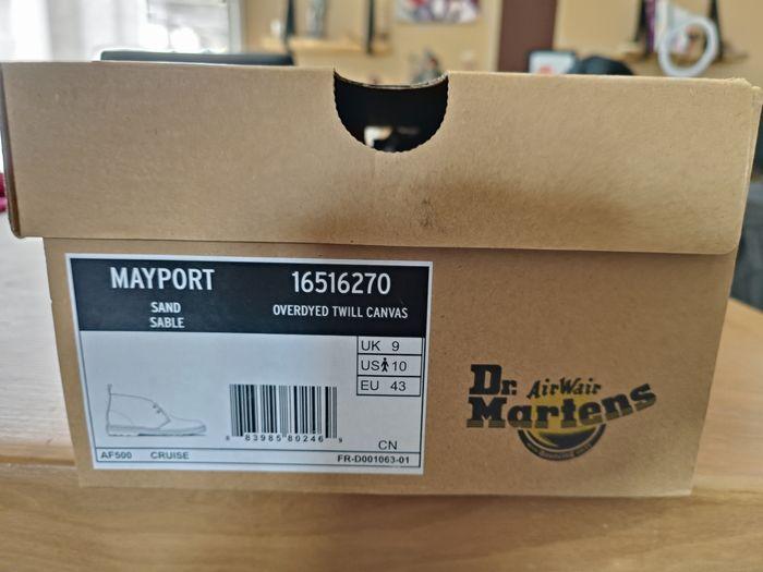 Chaussure docteur Martens neuve taille 43 - photo numéro 1