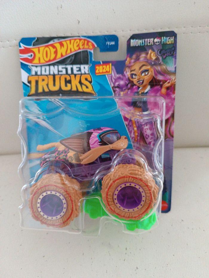 Monster truck hot Wheels neuf 1/64 Monster high - photo numéro 2