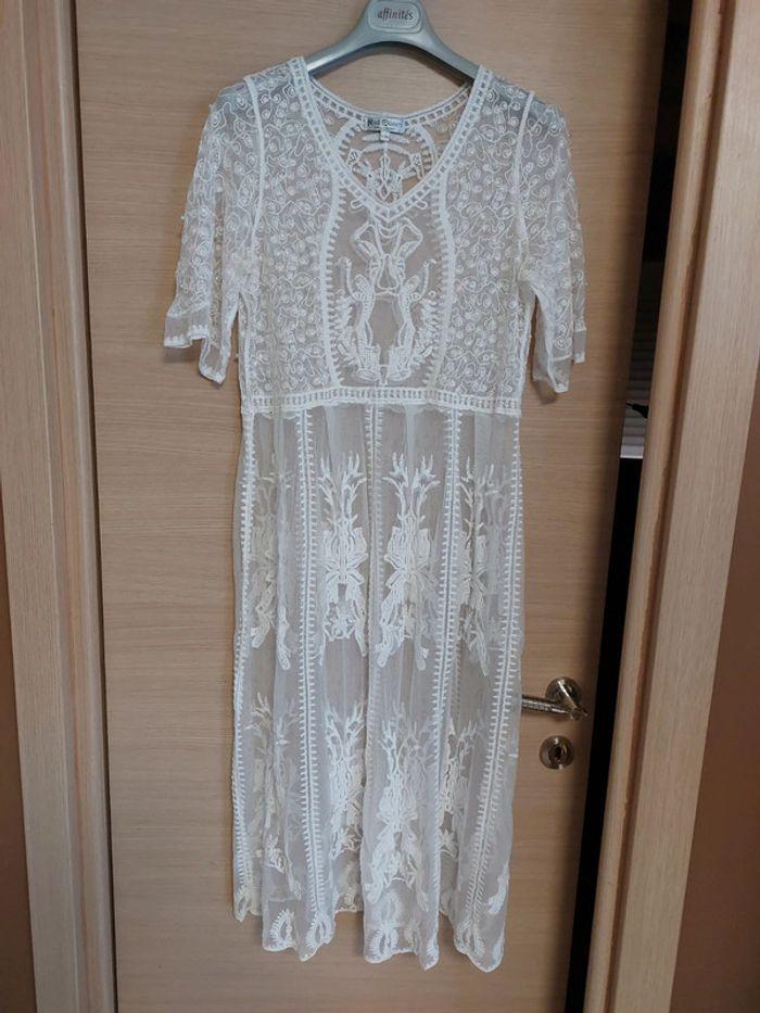 Robe brodé blanche  vintage boheme - photo numéro 1