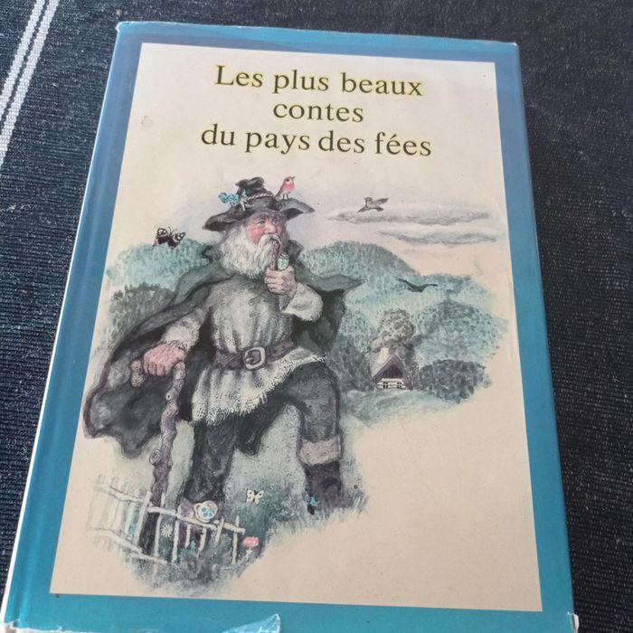 Les plus beaux Contes du pays des fées - photo numéro 1