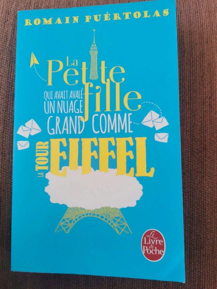 Livre " la petite fille qui avait avalé un nuage grand comme la tour eiffel" - photo numéro 1