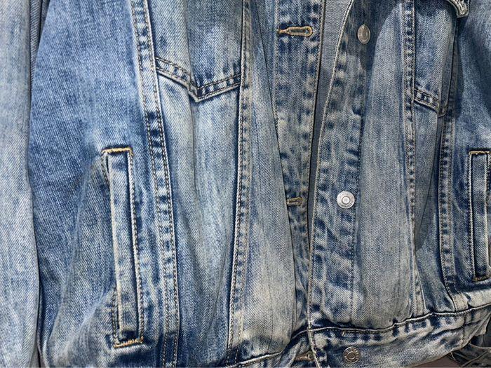 Veste en jeans un peu oversize - photo numéro 3