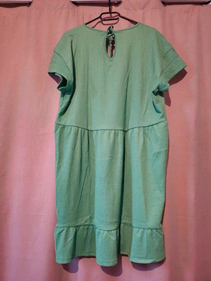 Robe/ tunique verte  taille 52-54 - photo numéro 8