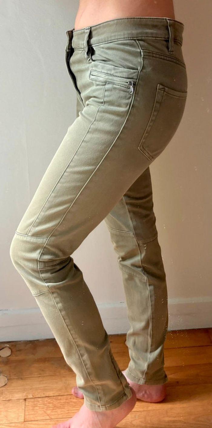 Pantalon kaki H&M 36 en très bon état - photo numéro 10