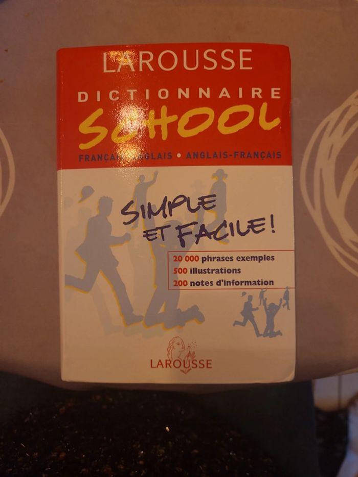 Dictionnaire Larousse School - photo numéro 1