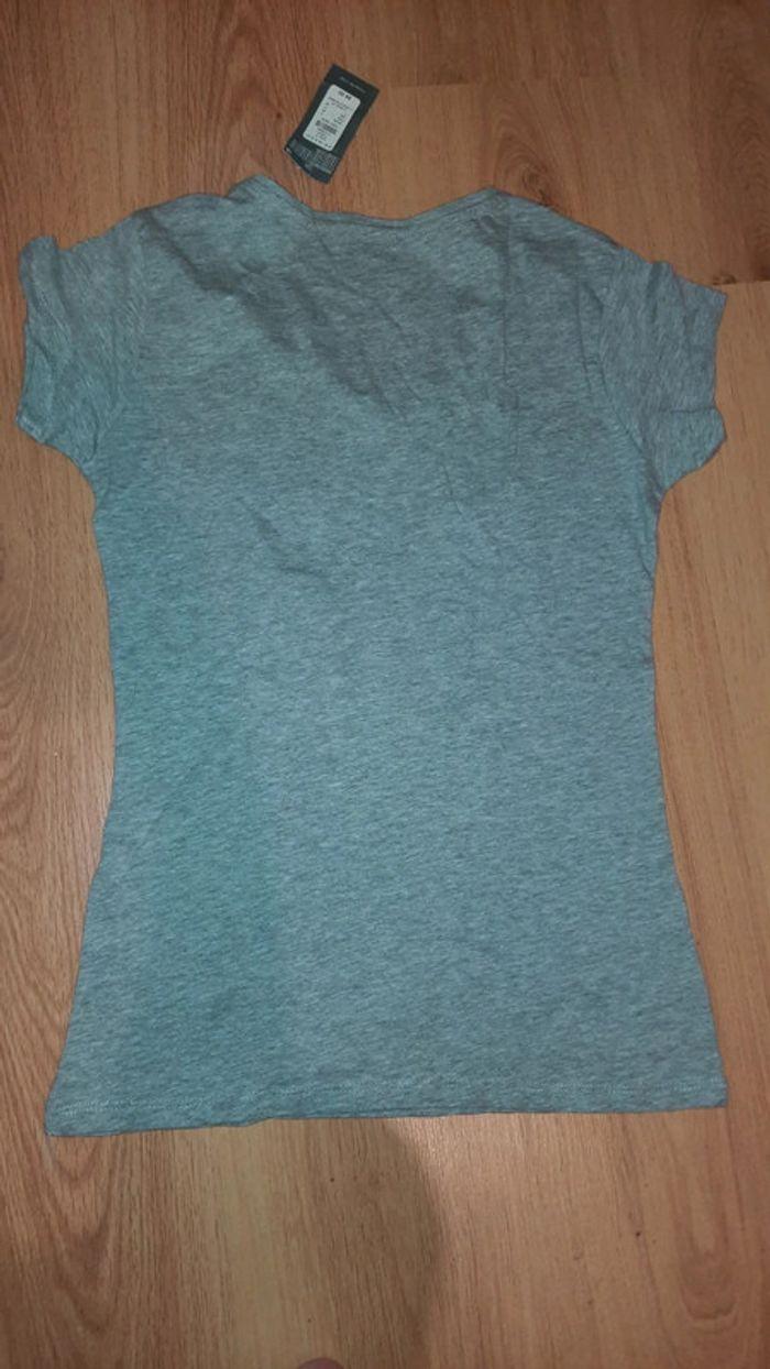 Tee shirt primark taille 36 - photo numéro 4