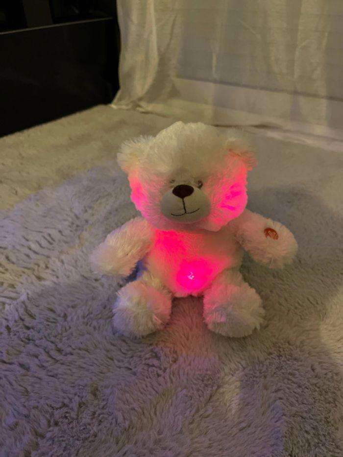 Peluche ourson lumineux et berceuse - photo numéro 5