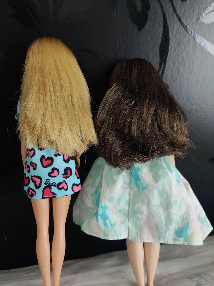 Lot de deux Barbies - photo numéro 5