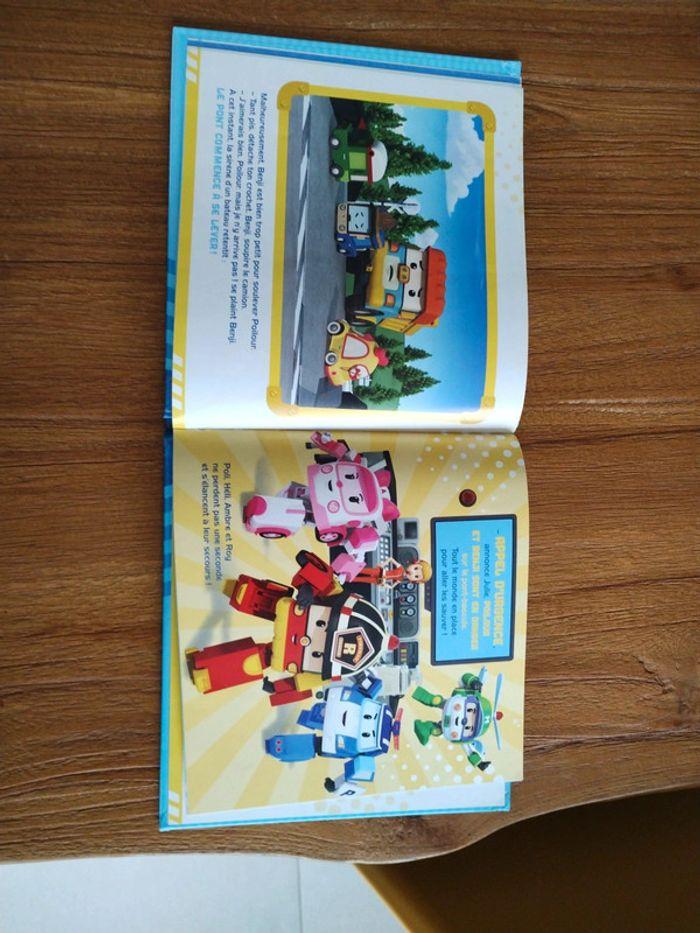 Livre - Robocar Poli - Roy à la rescousse - photo numéro 6