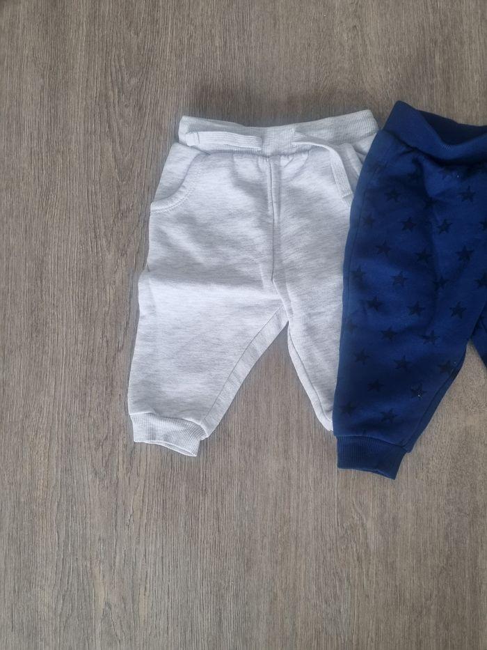 Lot de 3 joggings bébé 6mois - photo numéro 2