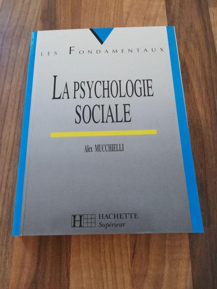 Livre les fondamentaux psychologie sociale - photo numéro 1