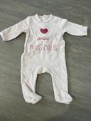 Pyjama en velour « Petits bisous » Kiabi 6 mois