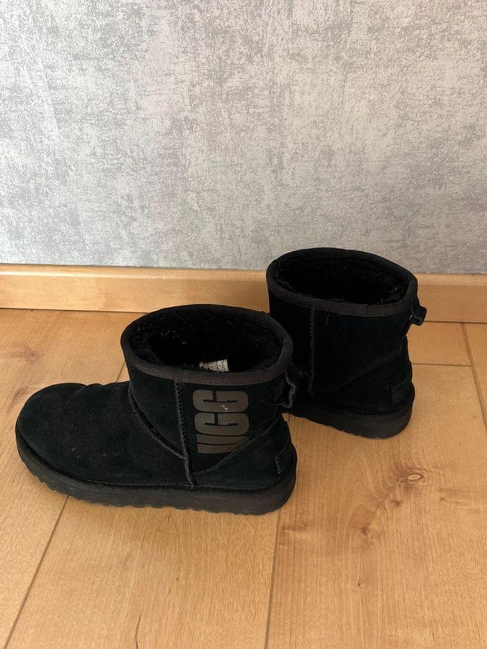 bottines noires ugg - photo numéro 2