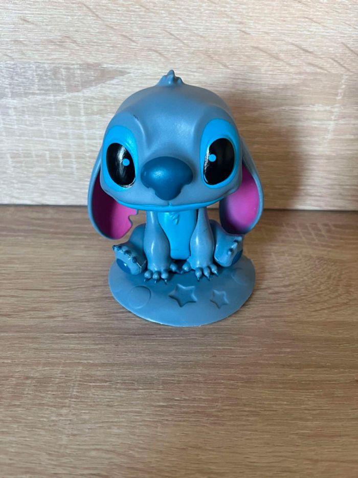 Figurine stitch boite abîmée - photo numéro 2