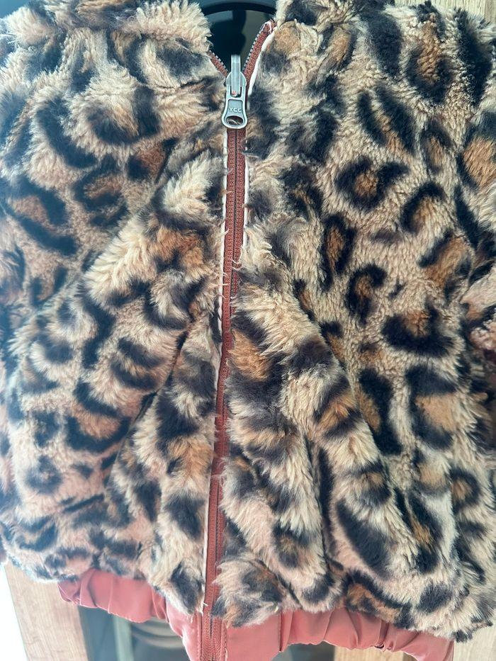 Veste avec capuche Rose/Leopard réversible 18/24 mois - photo numéro 5