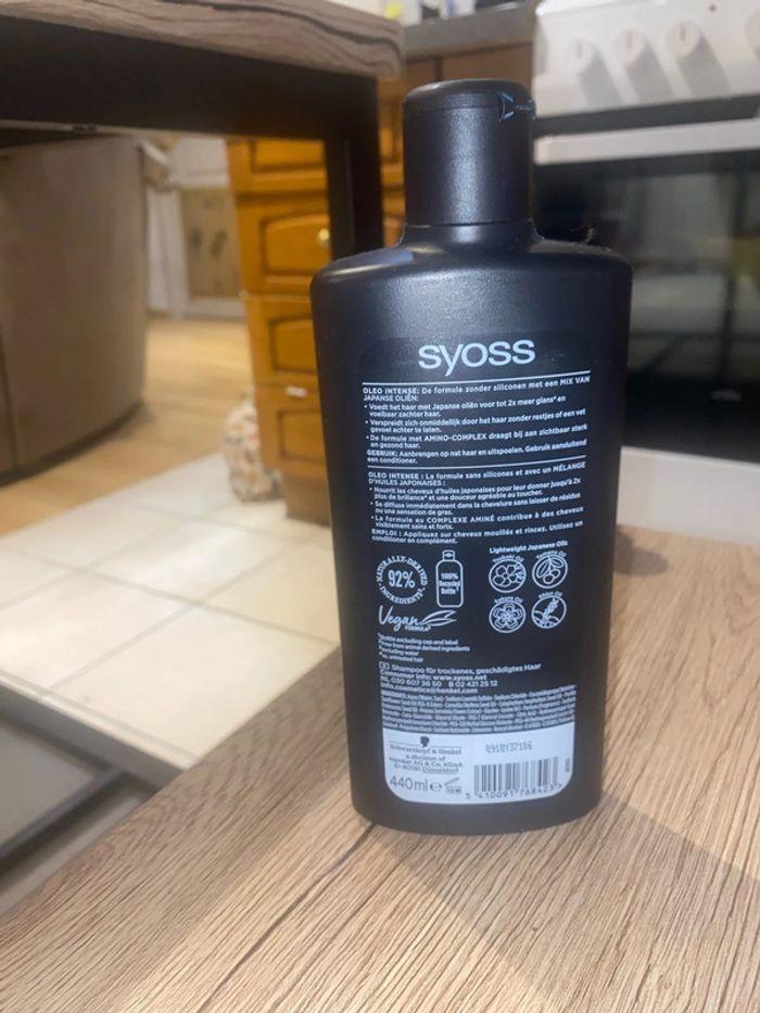 shampoing « Syoss Oleo Intense » - photo numéro 2