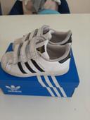 Baskets adidas superstar 26