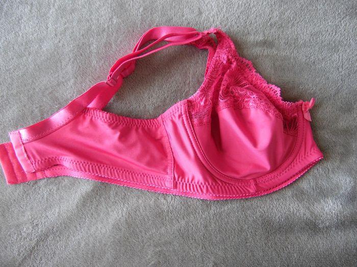 Soutien gorge rose, taille 95E - photo numéro 2