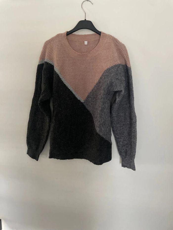 Pull en laine taille 1 - photo numéro 1