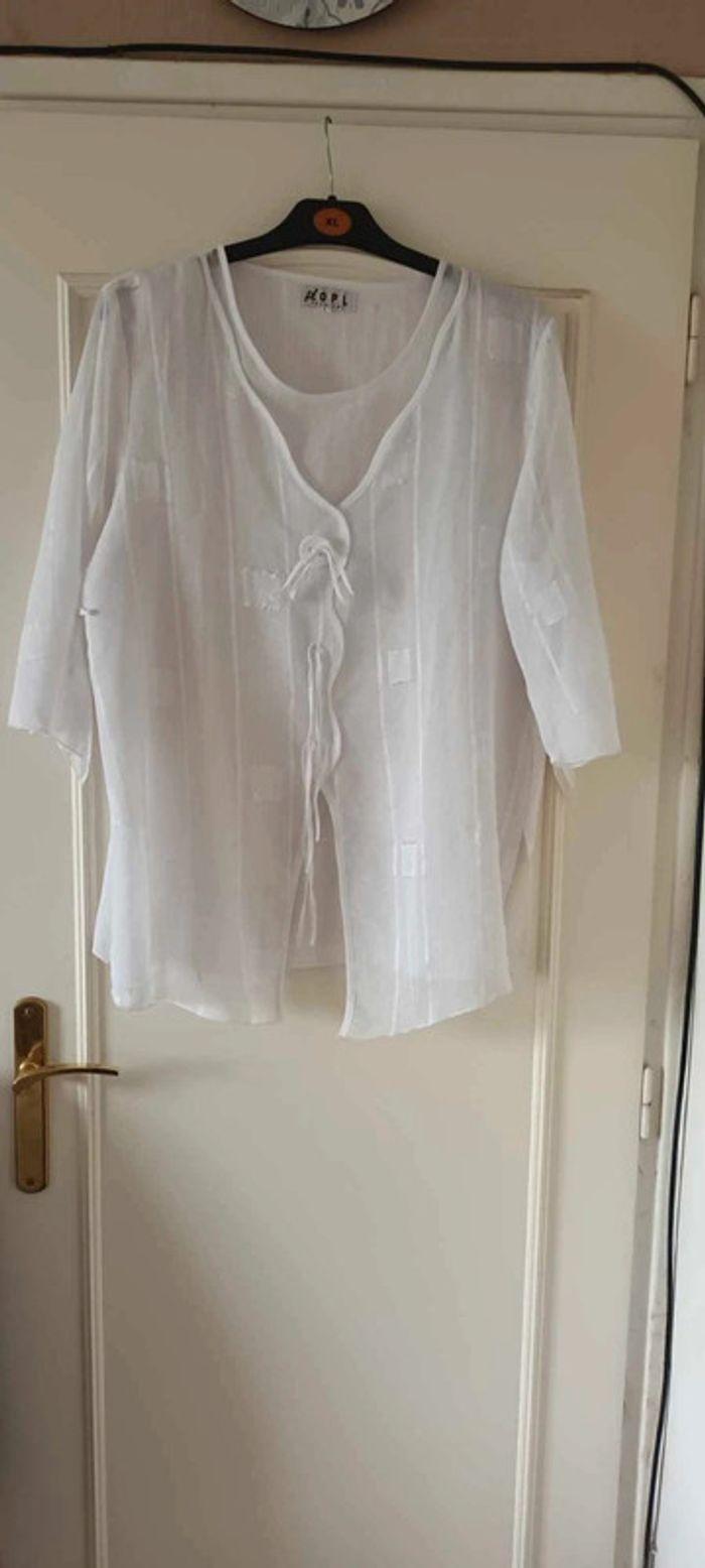 Chemise blanche Taille 46 - photo numéro 1