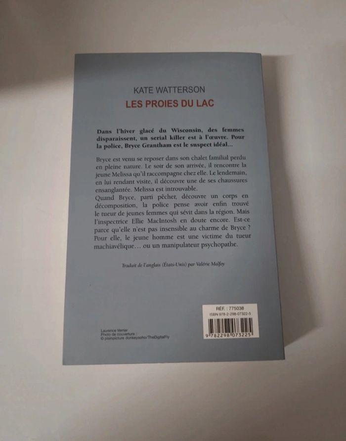 Livre Les Proies du Lac - photo numéro 2