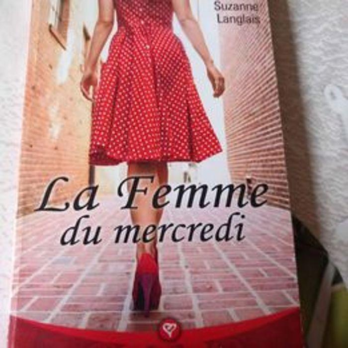 La femme du mercredi de Suzanne Langlais - photo numéro 1