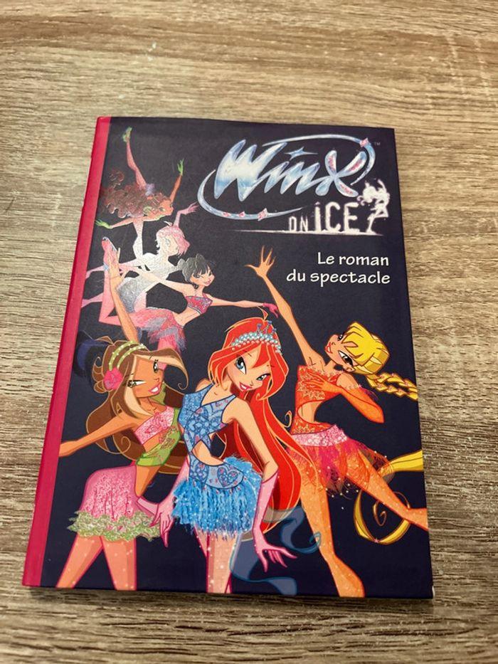 Livre winx - photo numéro 1