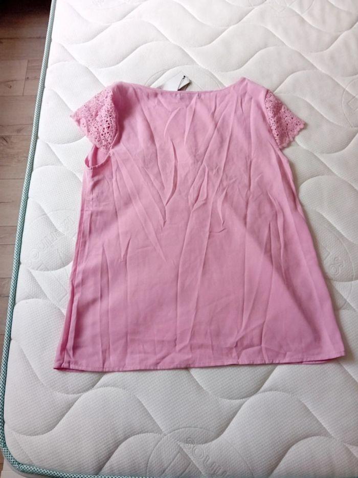 Tee shirt rose taille eur s neuf - photo numéro 3