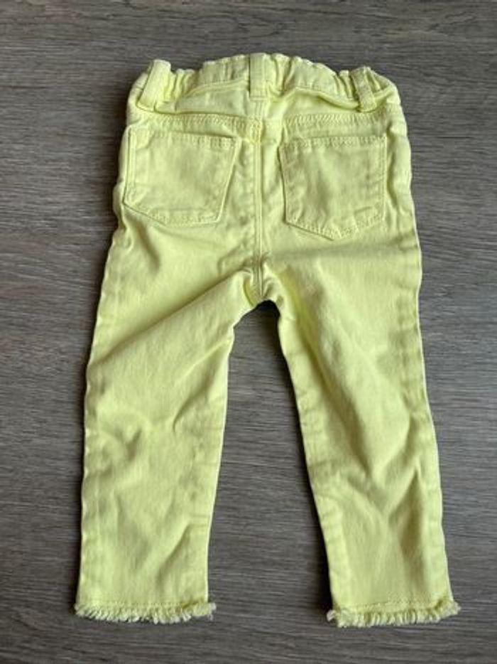 Jean jaune fluo Primark 9-12 mois - photo numéro 4