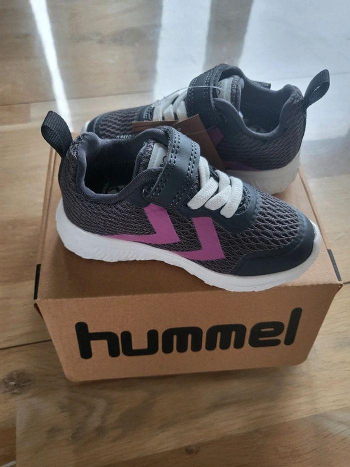 Baskets Hummel neuves gris pointure 23 - photo numéro 9