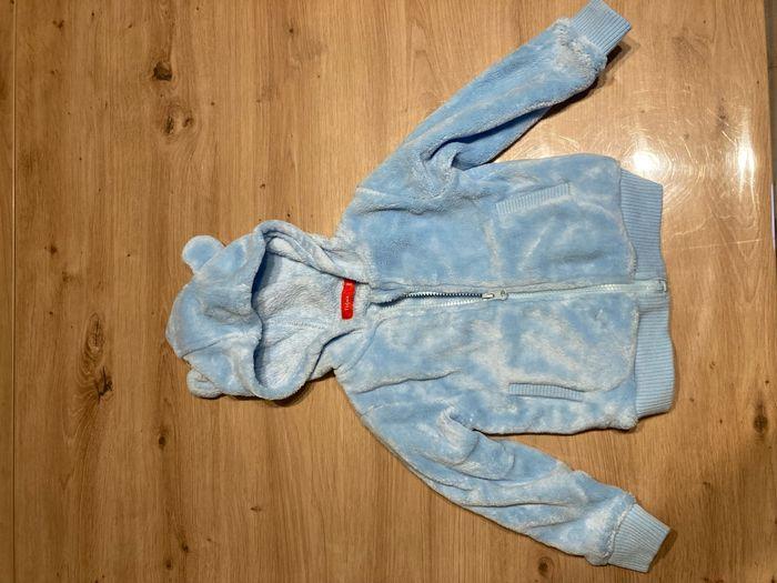 Vend gilet polaire turquoise taille 18 mois - photo numéro 1