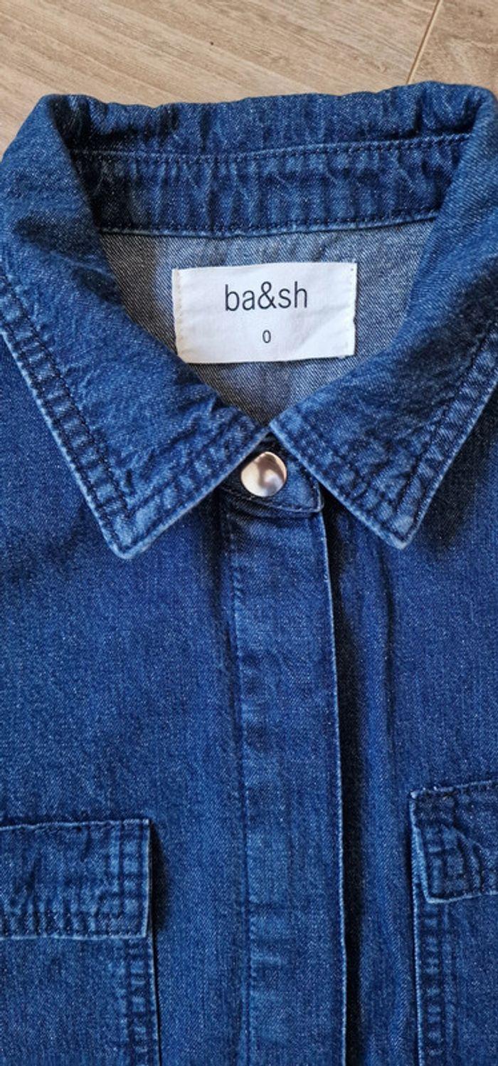 Chemise en jean Ba&sh modèle Hila coupe droite et poches plaquées taille 0 ou 34 - photo numéro 4