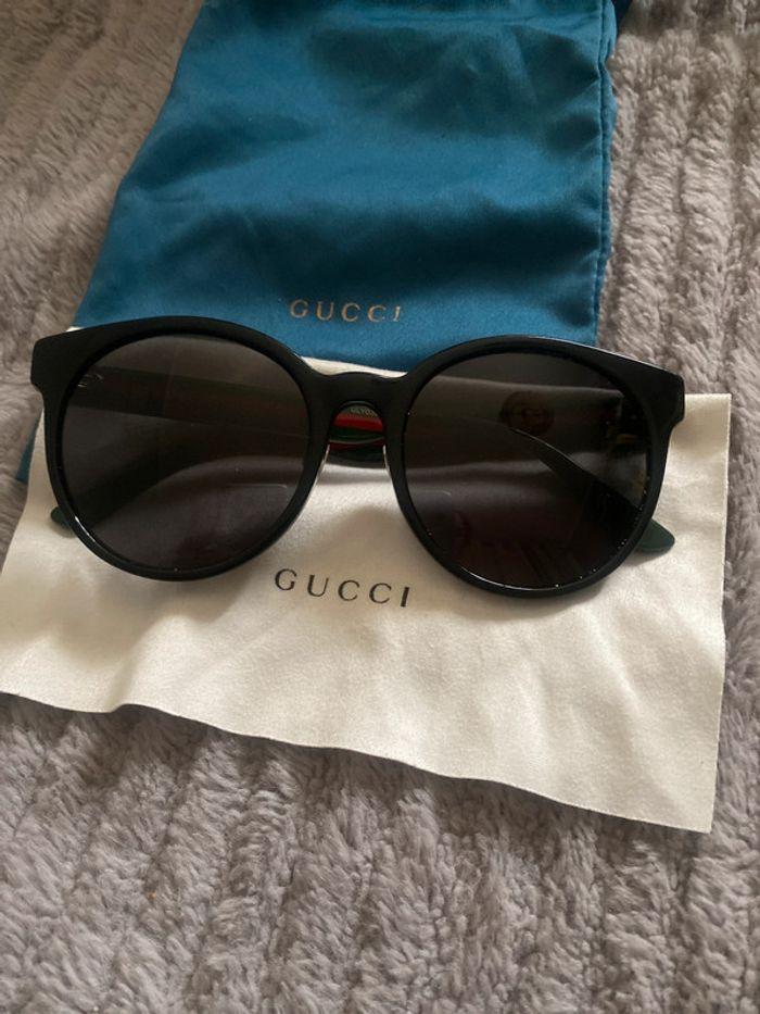 Lunette solaire GUCCI - photo numéro 4