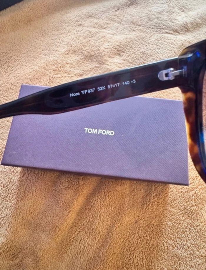 Lunette de Soleil « Tom Ford » - photo numéro 4