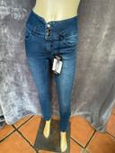 Jean bleu a bouton et fermeture tezenis taille s