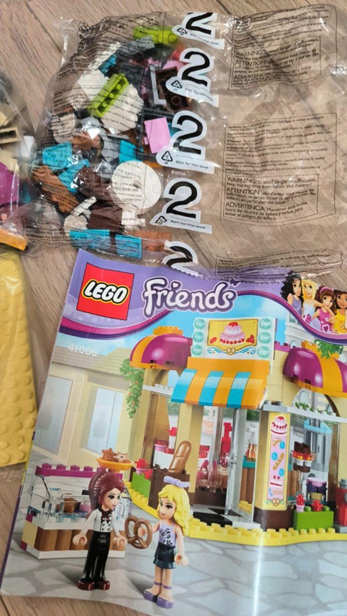 Lego Friends  41006 complet la boulangerie de Heartlake city - photo numéro 3