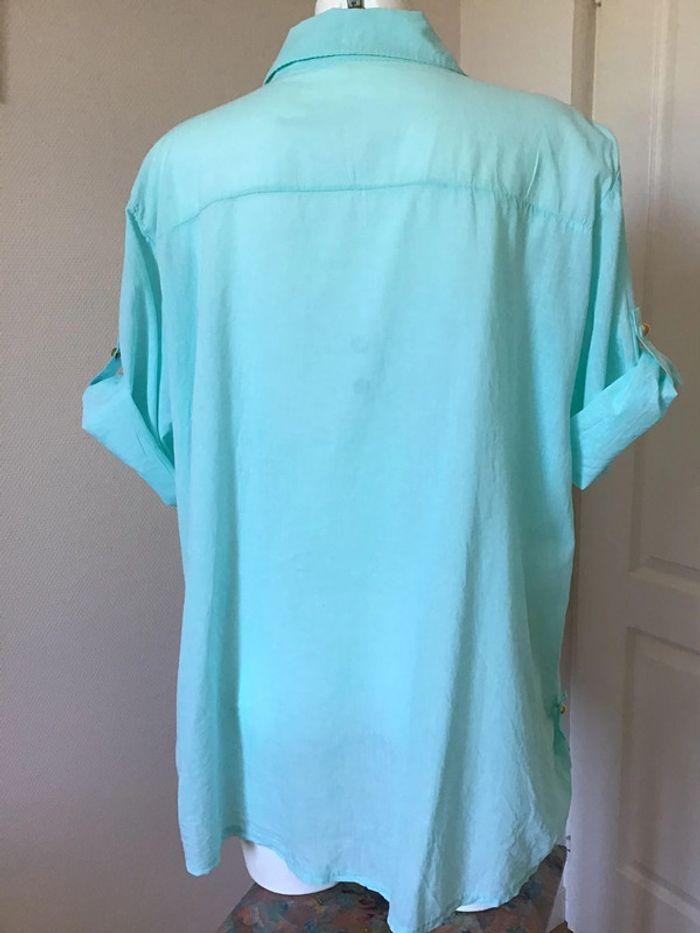 Chemise turquoise avec empiècement en dentelle - photo numéro 8