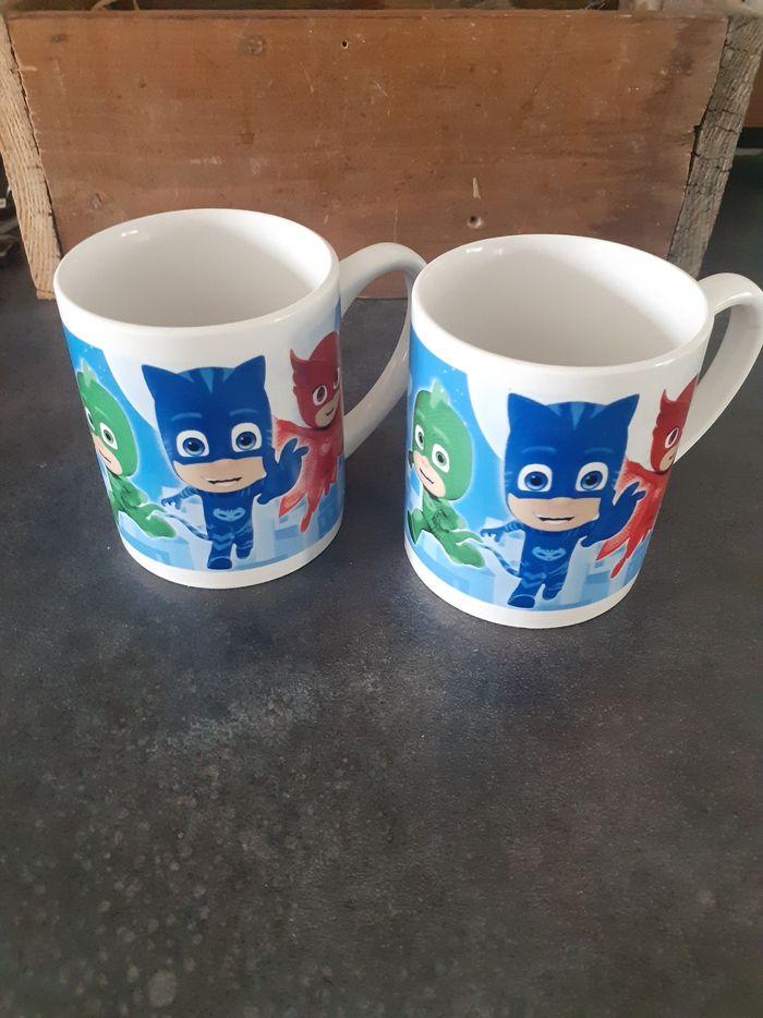 2 tasses pyjamasks