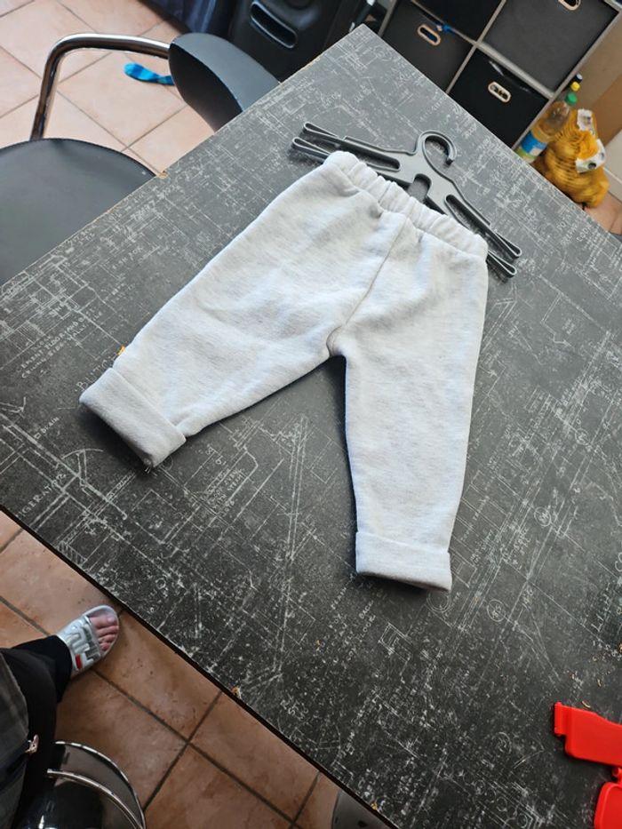 Pantalon bébé neuf - photo numéro 4