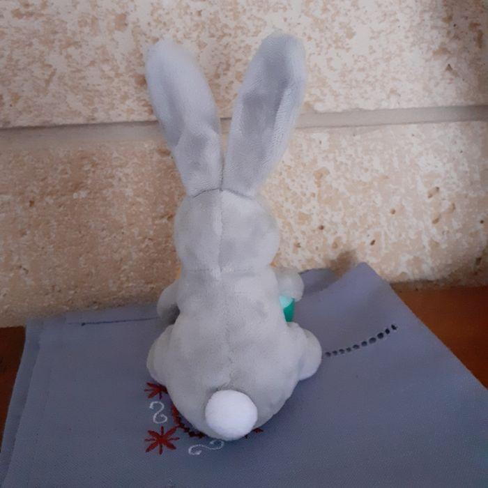 Pâques:  Doudou "Petit Lapin avec œuf de Pâques " - photo numéro 3