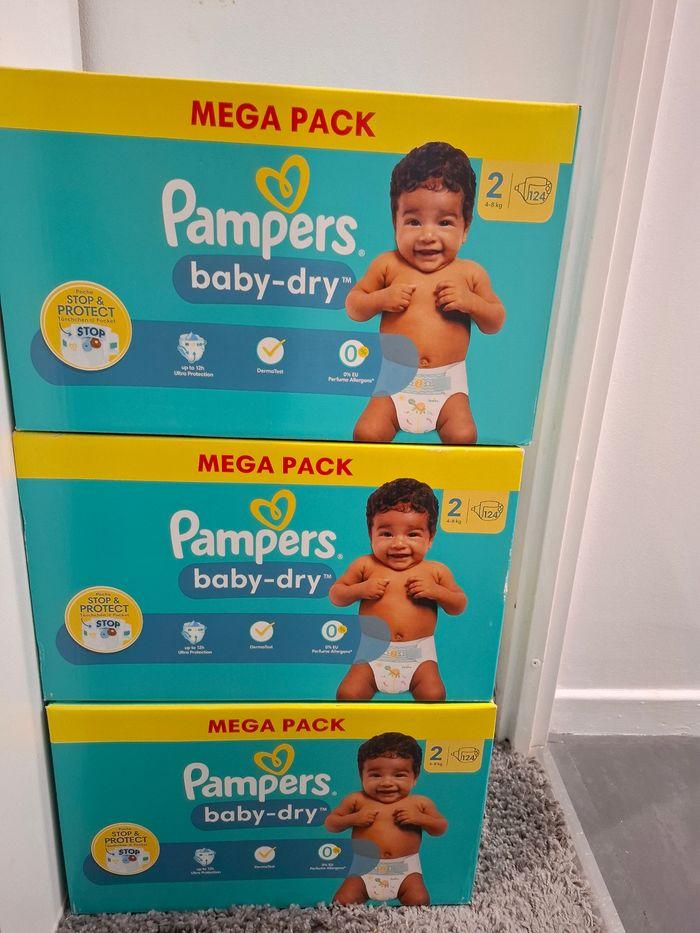 Couches Pampers baby-dry Taille 2