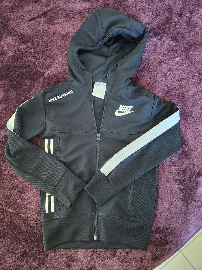 Veste de sport Nike noire 4ans - photo numéro 3